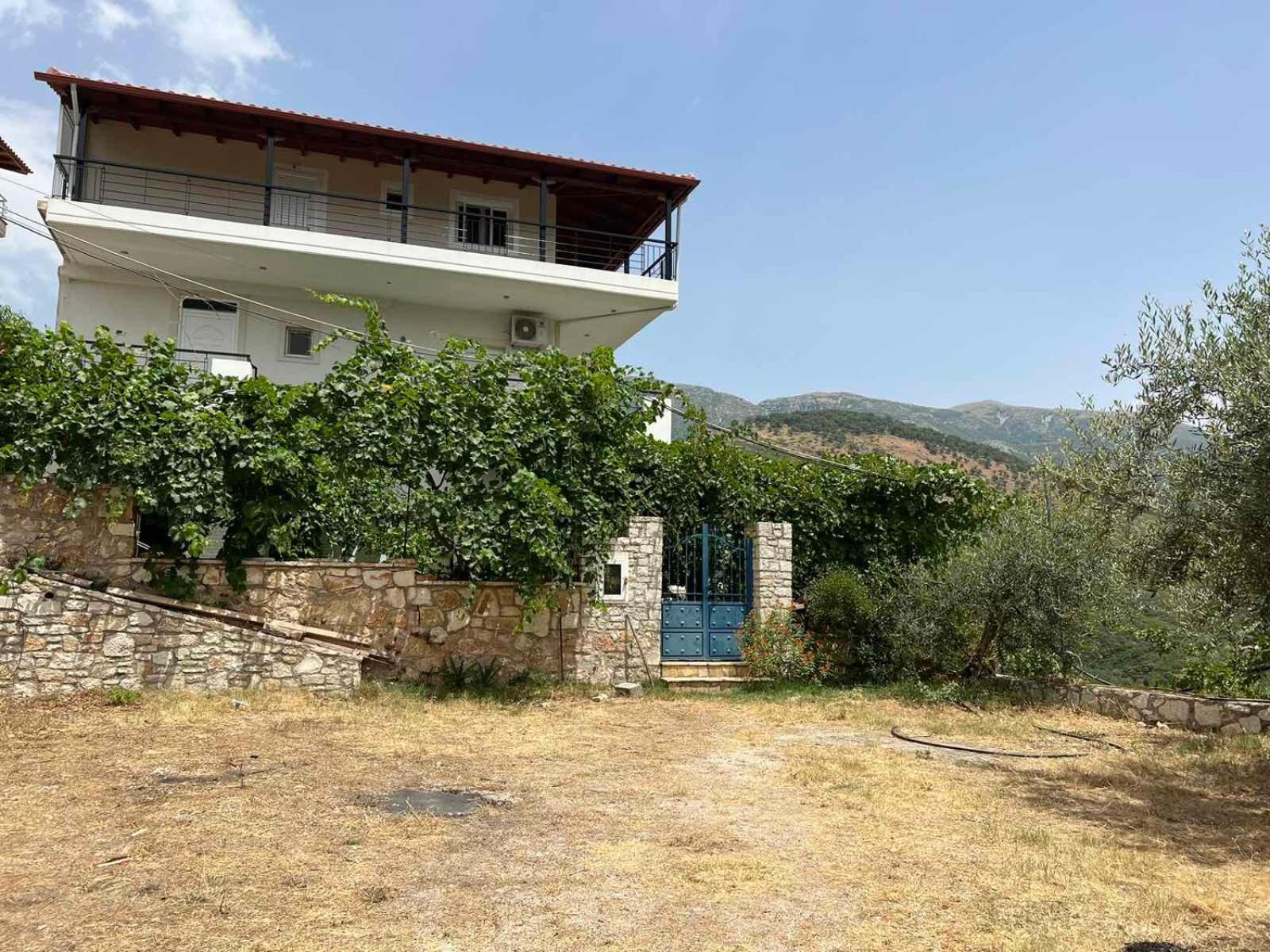 Apartments Aneta'S House Himare Esterno foto